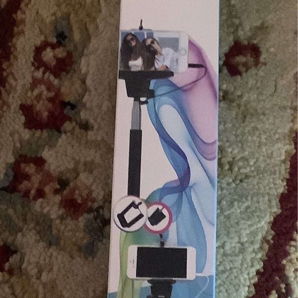 The Original #1 Selfie Stick (NEW)